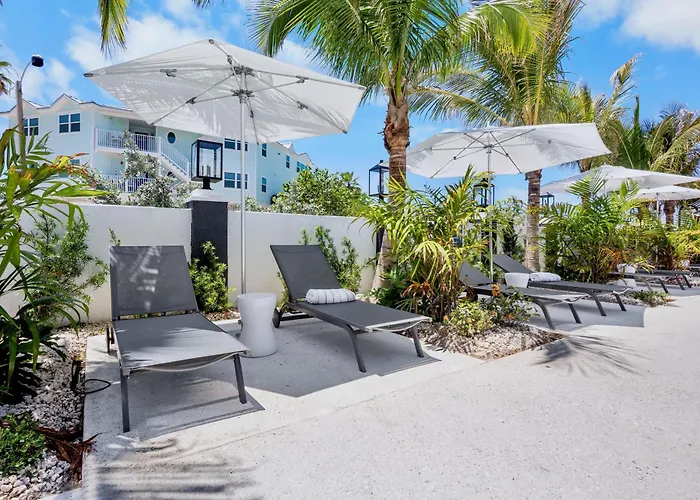 Tropic Isle At Anna Maria Island Inn